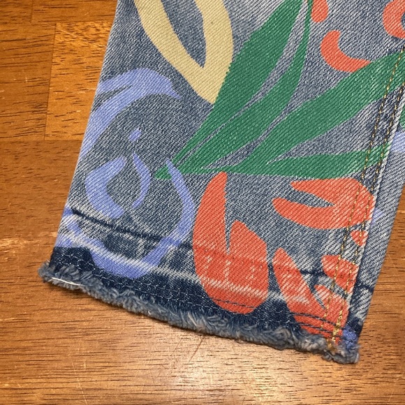 Baby Gap Girls Size 2T Just Like Mom Floral Blue Jeans Elastic Waist 100% Cotton - Picture 2 of 8